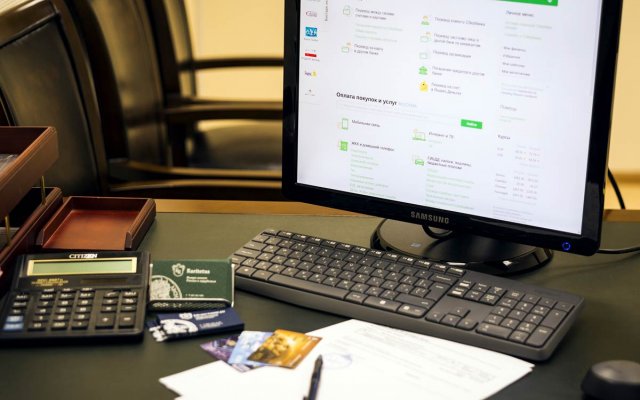 Также мы можем сделать безналичный перевод на Ваш счёт, если Вы не хотите работать с наличностью.
