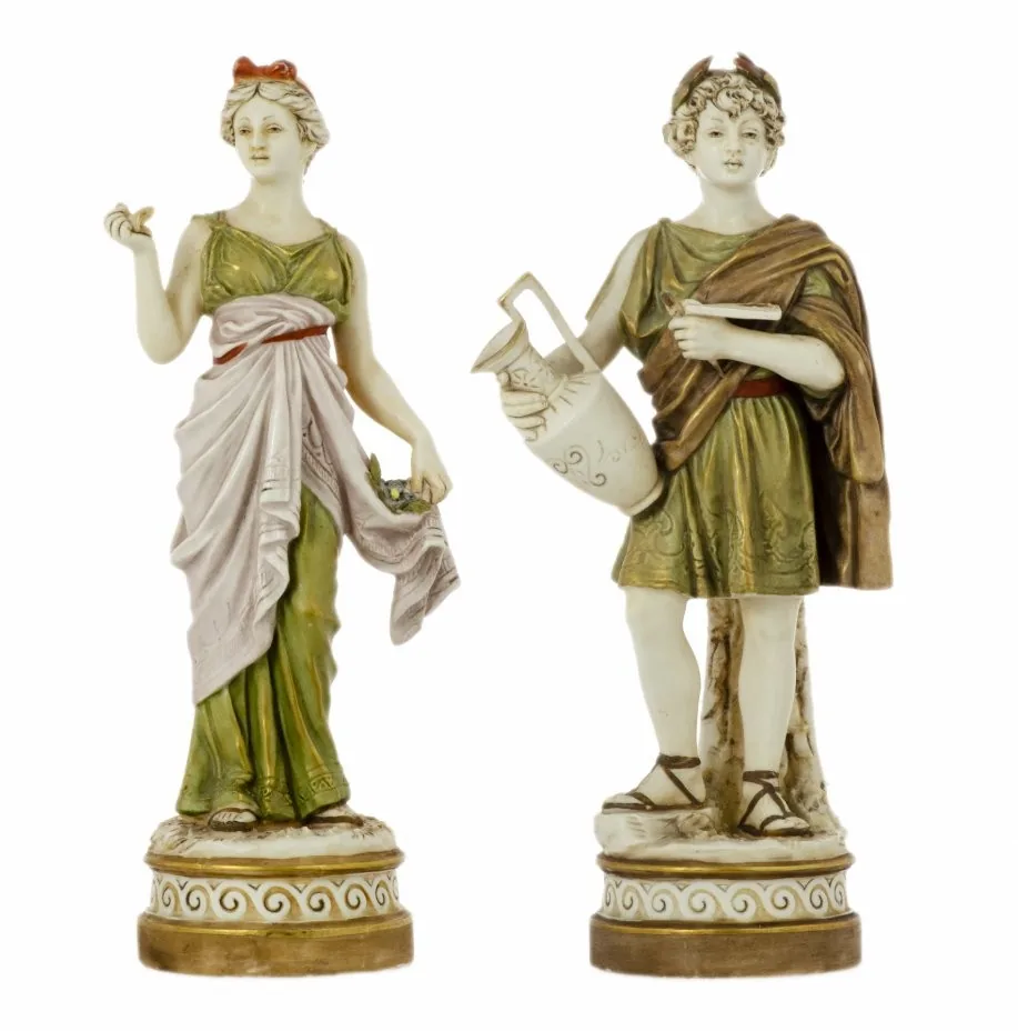 Парные фигуры в бисквите